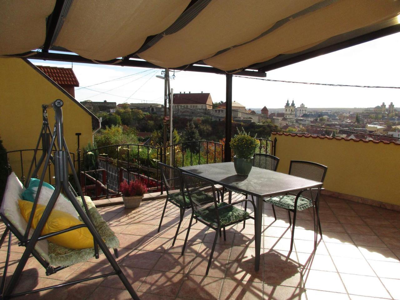 Kiralyszeke Apartman Eger Exterior photo